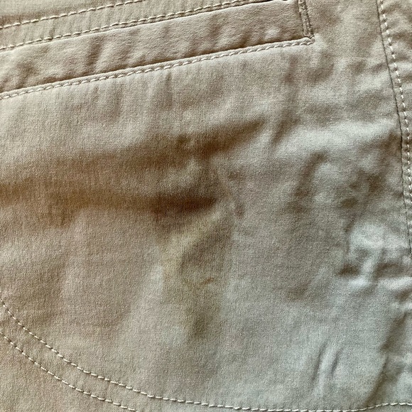 ATHLETA Quick Dry go anywhere shorts - Picture 5 of 6